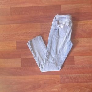 American Eagle Low Rise Girlfriend Jeans